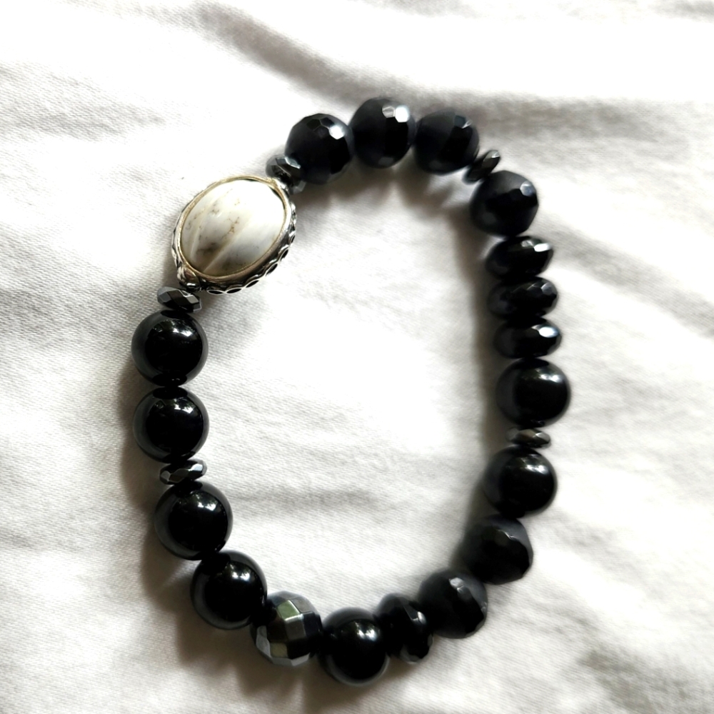 SILPADA Blackboard stretch bracelet